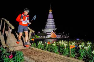 BIB: 1000
                            <button type="button" onclick="openModal(19243490)" class="btn btn-primary btn-sm float-right btn-popup" data-toggle="modal" data-target=".modal-high-quality">
                        <i class="fas fa-shopping-cart"></i> Add to Cart
                    </button>
                                            <button type="button" onclick="isThisMe(19243490, true)" class="btn btn-success btn-sm float-right btn-popup btn-isme hidden" data-toggle="tooltip" data-placement="bottom" title="นี่คือรูปของคุณใช่ไหม คลิกที่นี่เพื่อเอาเข้าอัลบั้ม">
                        <i class="fas fa-plus"></i> Add to album
                    </button>
                    <button type="button" onclick="isThisMe(19243490, false)" class="btn btn-warning btn-sm float-right btn-popup btn-isnotme hidden">
                        <i class="fas fa-ban"></i> Remove from album
                    </button>